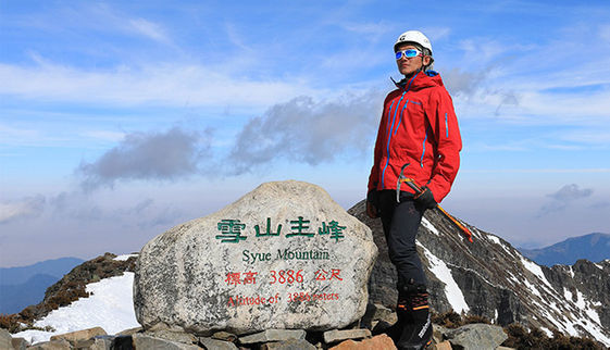 登山杖 裝備都是學問登山領隊雪羊 把每步都走得精彩踏實 大人社團 與你一起實踐美好生活